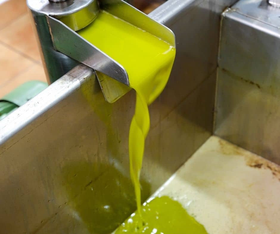 aceite de oliva sin filtrar